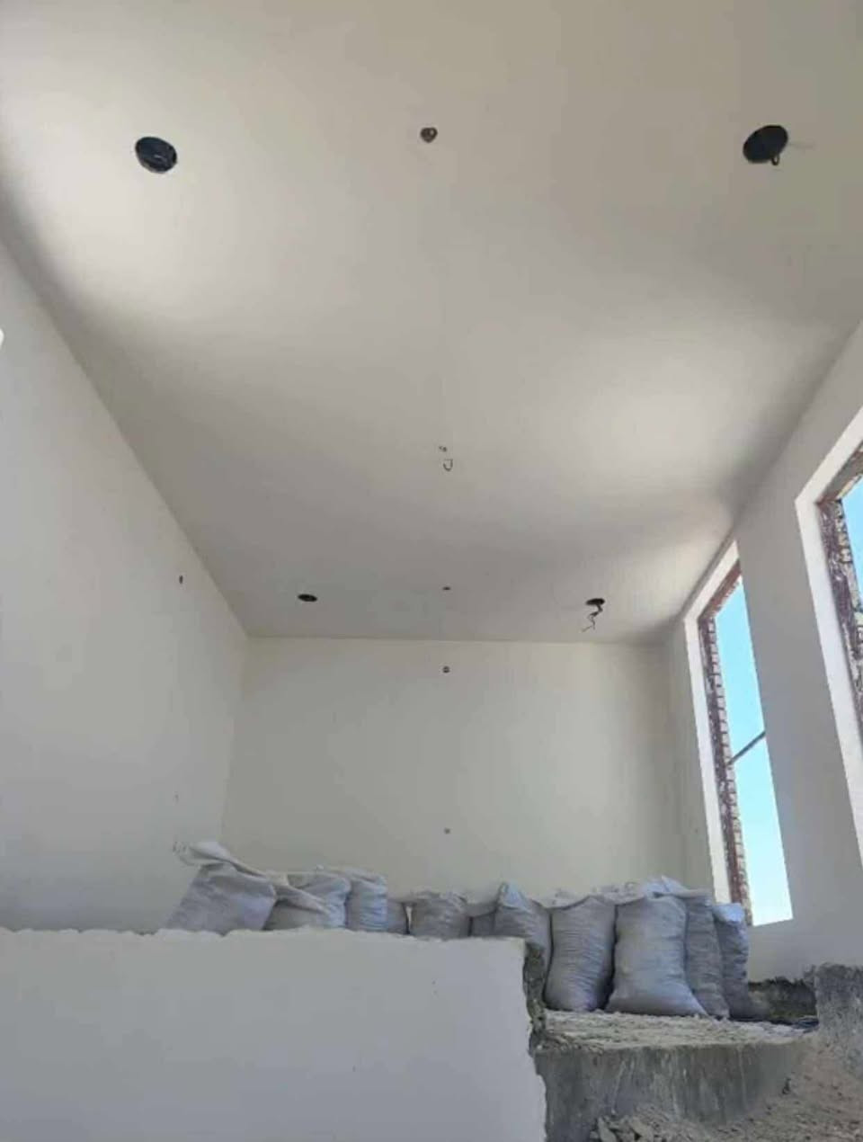 كادر لبخ وبياض تصفير جدران داخل بغداد ***********
