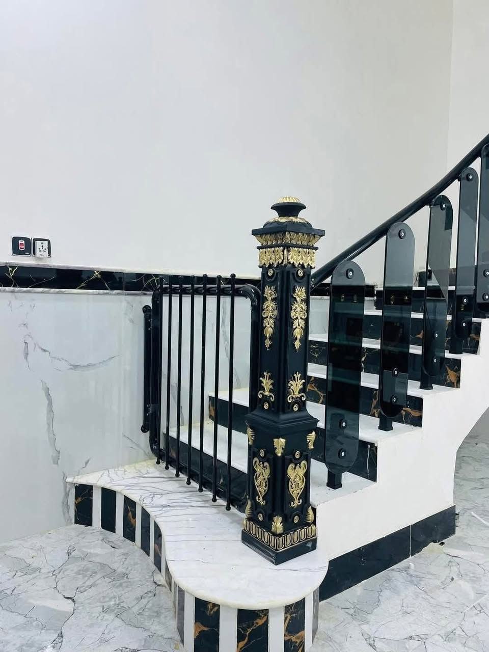 الى اهالي ذي قار الاعزاء اليكم عرض خاص لمده 5ايام فقط
متر المحجر الالمنيوم العدل التركي 4 خطوط ب33 الف فقط
متر المحجر الالمنيوم الفر التركي 4 خطوط ب40 الف فقط
متر المحجر الالمنيوم المربع ب65 الف فقط
متر المحجر الجام ب57 الف فقط (ضد الكسر )
متر الكاونترات ب110 الف فقط تركي المنشأ
متر السقوف 10الاف فقط 
البي في سي حسب القياس والنوعيه 
سارع واحجز وخلي منزلك جميل  ماعليك بس تتصل اوتراسل البيج  (العمل يشمل نقل وشد كله علينه )***********
واتساب موجود …….
