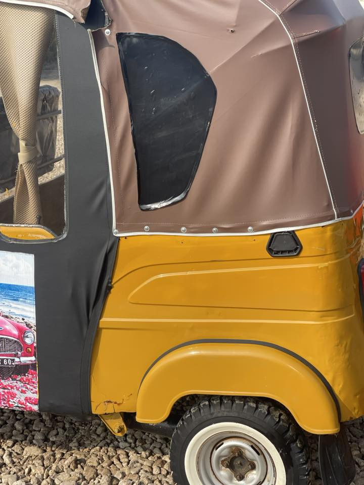 سلام عليكم تكتك للبيع موديل 21سنويه مكينه مامفتوحه كشر كدام عينك تكتك ماناقصها اي شي مكاني القاسم ***********
