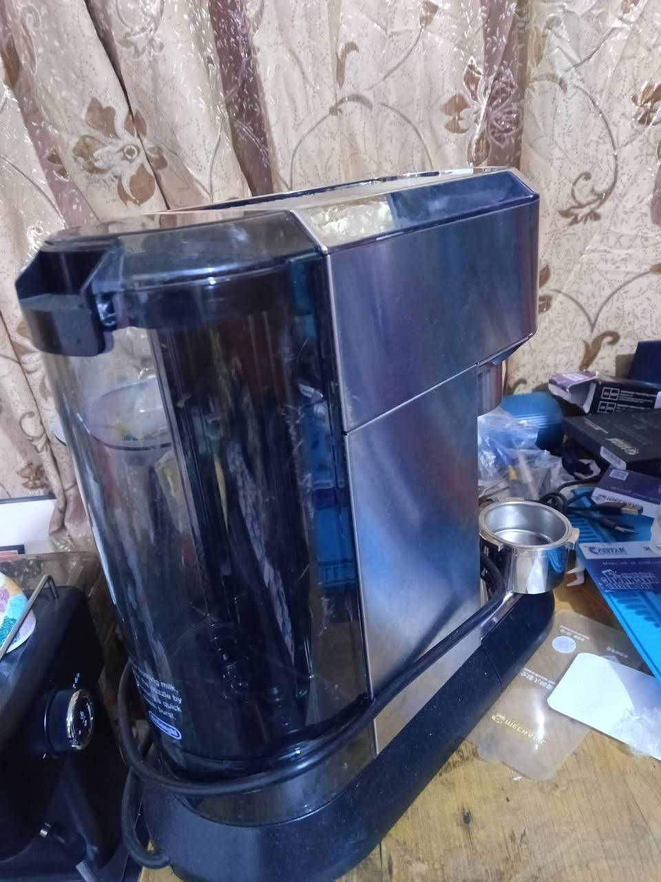 ديلونجي شغاله سعرها 95 الف 
مع بورتفلتر مكشوف


**إذا كنت صاحب هذا الإعلان وتريد حذفه لأي سبب، رجاءا أرسل رسالة إلى الدعم الفني**