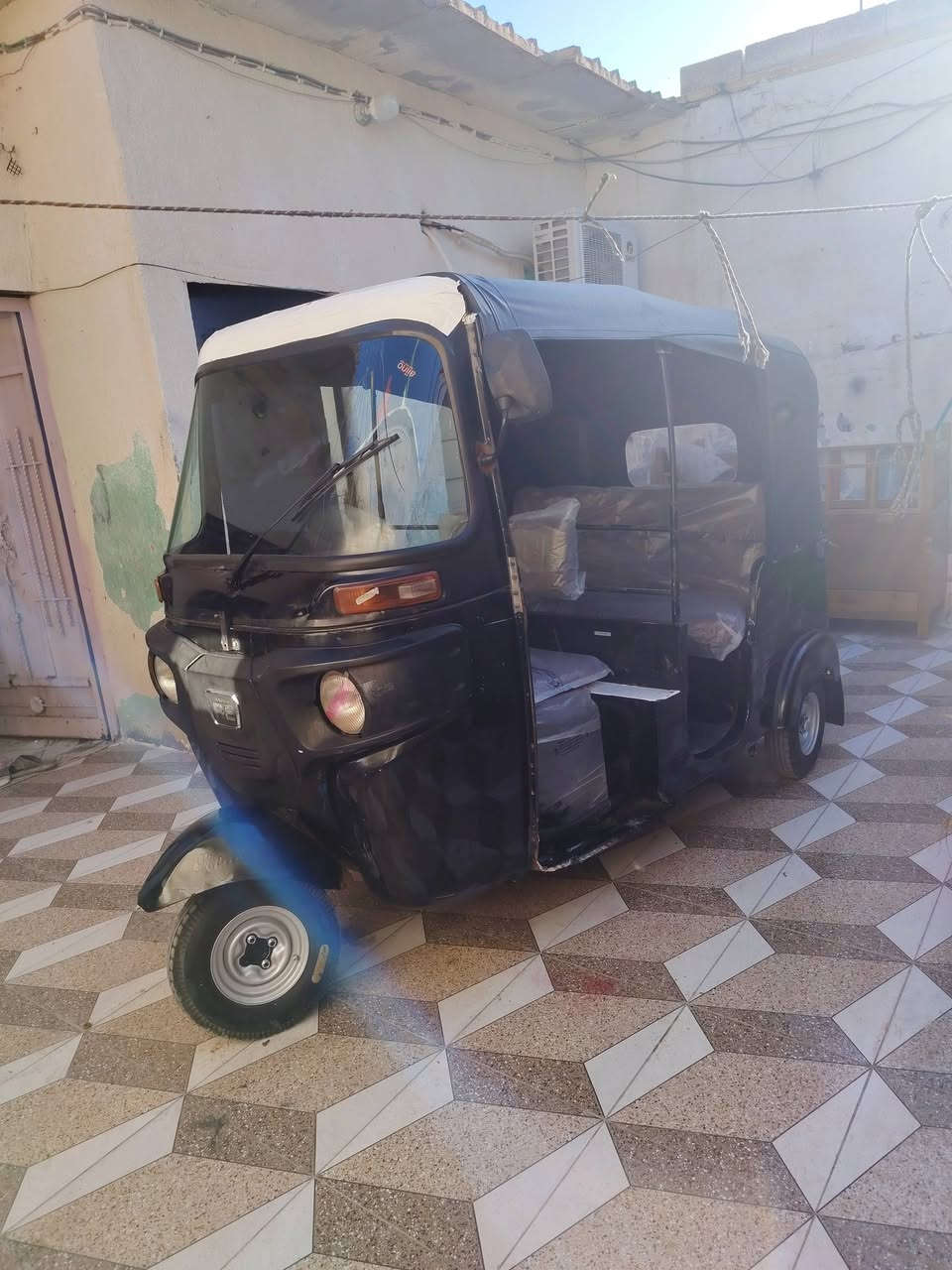 باجاج 2019 شهر 12 يعني 2020 رقم سنويه مكينه مفتوحه بدي كفاله عده الضربه بلغد ومرجعه تكتك جاهزه السعر 4 و600 الشراي يتصل *********** مكاني البصره الحيانيه
