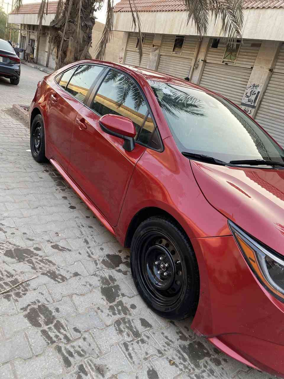 السلام عليكم كورله أمريكي مديل 2021 للبيع
حادث تبديل جاملغ وشويه من البنيد 
بدون ارباك بدون دواخل
مواصفات Le
داخلها ابيض
ماشيه 80
رقم سليمانيه جديد
كير ومكينه مكفولات
مكانه بغداد الغزاليه
سعرها 145 وبيه مجال
رقم هاتف ***********
