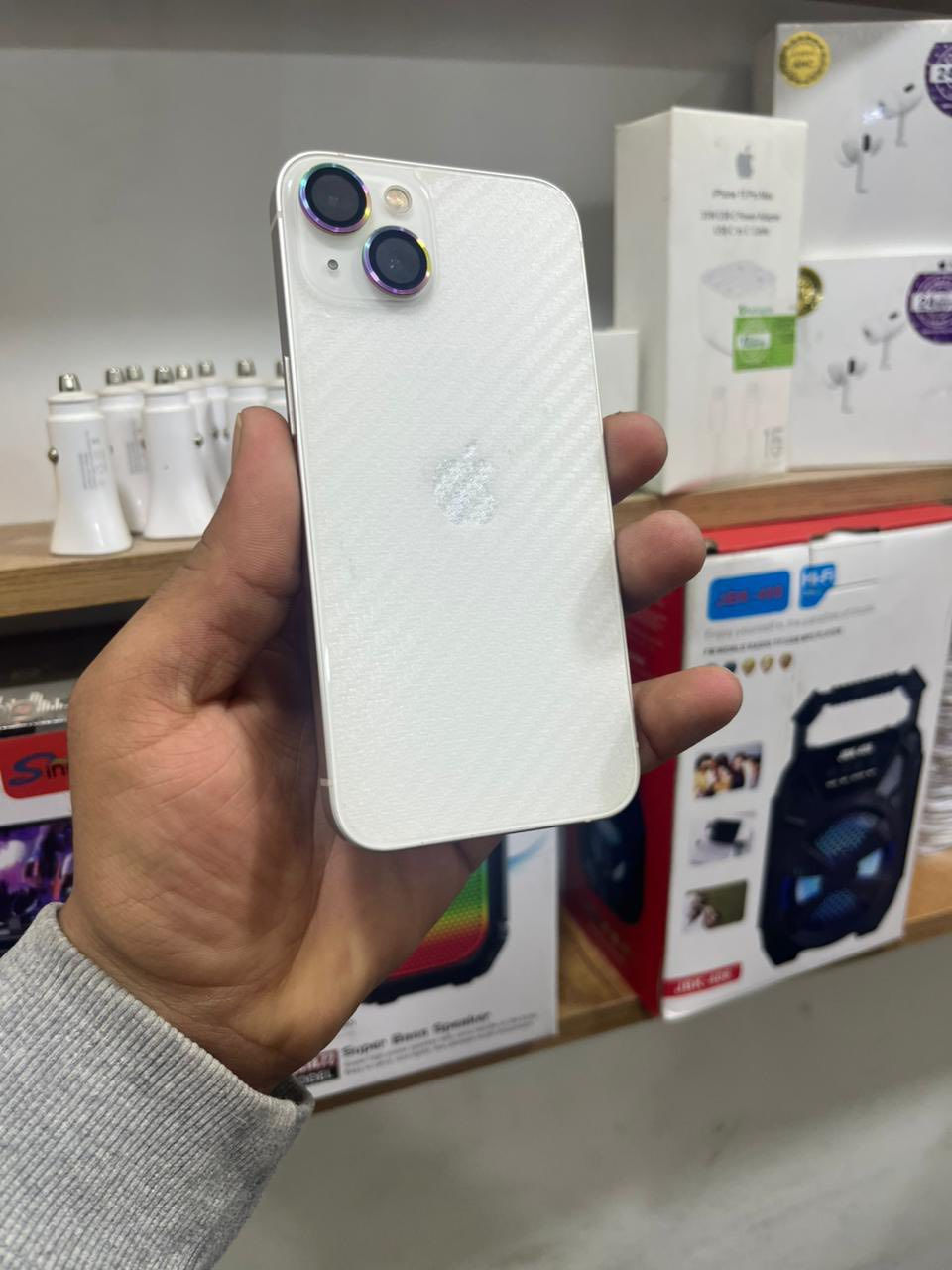 للبيع 13 عادي
ذاكرا ١٢٨ 
بطاريه 81
شرق اوسط 
جهاز شخط واحد مابي ما مفتوح 
سعرا ٤٧٥ بي مجال حك الجيه 
اي استفسار اتصال او مراسله واتساب ***********
عنواني ديالى بعقوبه تقاطع السادا مركز فون بلاس
