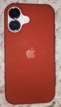 آيفون ١٦ عادي ذاكرة ١٢٨ بطارية ٩٤ جهاز نظيف شخط مايي ويجي ويا شاحنتة ا...