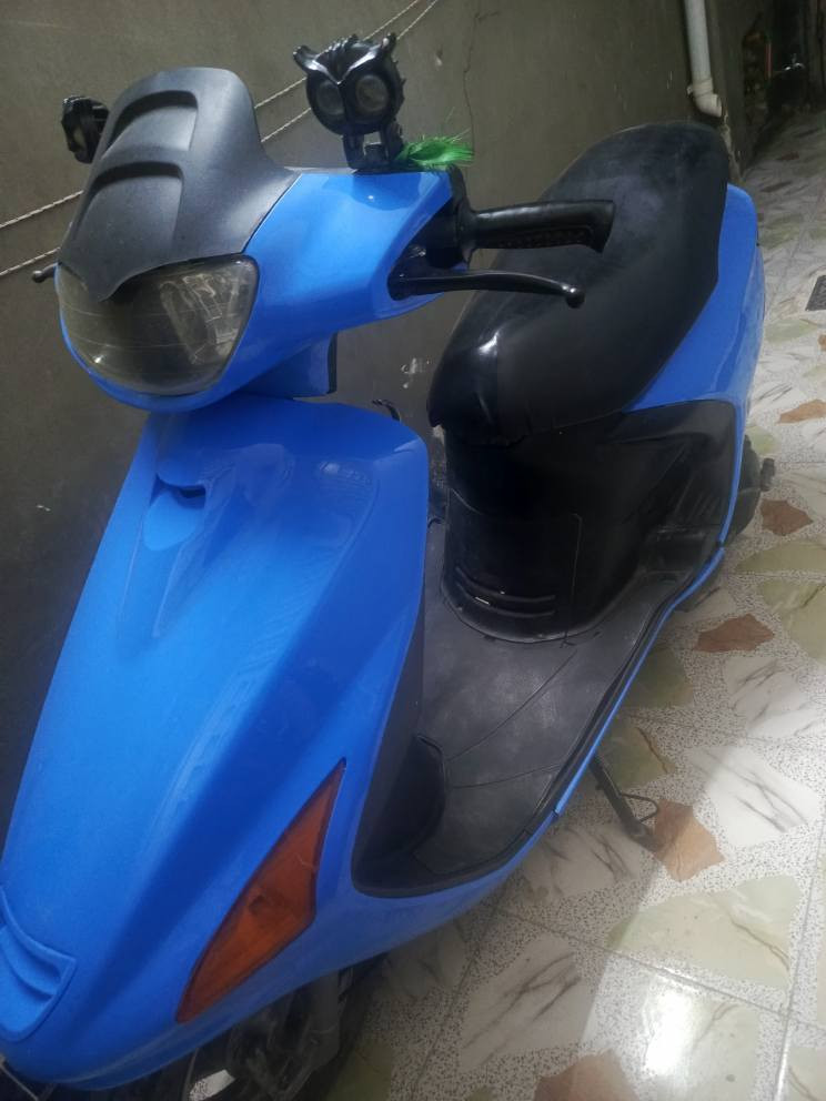 من الدوام للبيت كلش نظيفه وكلشي شغال بيه كهربايات سلف هندر باتري جديد تايرات ستوني شديتهن النجف, العراق


**إذا كنت صاحب هذا الإعلان وتريد حذفه لأي سبب، رجاءا أرسل رسالة إلى الدعم الفني**