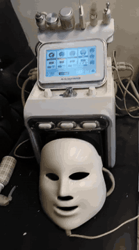 السلام عليكم جهاز هايدرو فيشل نضيف سعره 200 الف وبي مجال 
تخم زوج قنفات سعره 60 الف 
كومدي نضيف فول سعره 40 الف 
بغداد مدينه الصدر ***********
