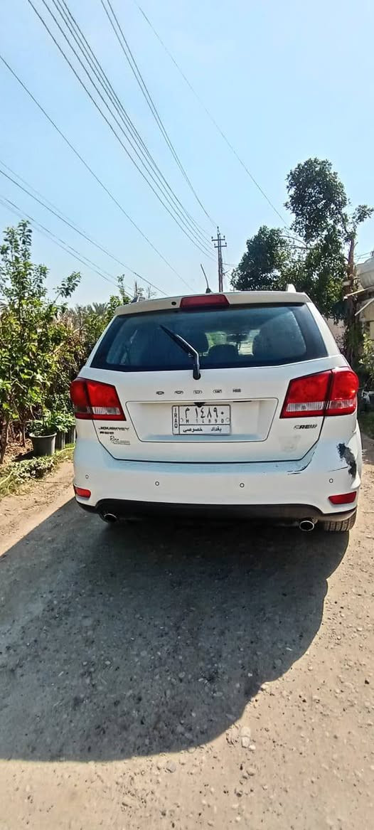 ‏السلام عليكم مراوس فقط
‏السلام عليكم مراوس فقط
‏جورني مديل12
‏7راكب
‏رقم بغداد
‏بصمة تشغيل عن بعد
‏وبصمة ابواب وبصمة صندوك بلادي
‏شاشه كامره  وحساسات خلفيه
‏ايضا"بلاي+شاشة اعطال صغيره
‏3قطع تبريد شغال وجاهز
‏محرك6سلندر 3600
‏محرك وكير خيرومن الله 
‏كهربائياة كلها جاهزه وشغاله
‏صدرها خير من الله 
‏ضررها باب عكس السايق يعني ارباك برده
‏انطيك سيارة محزمه مصبوغه حزام
‏ويل 19
‏***********
