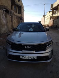 سورنتو ٢٠٢٢ • ٤٨ الف • حادث مصبوغ