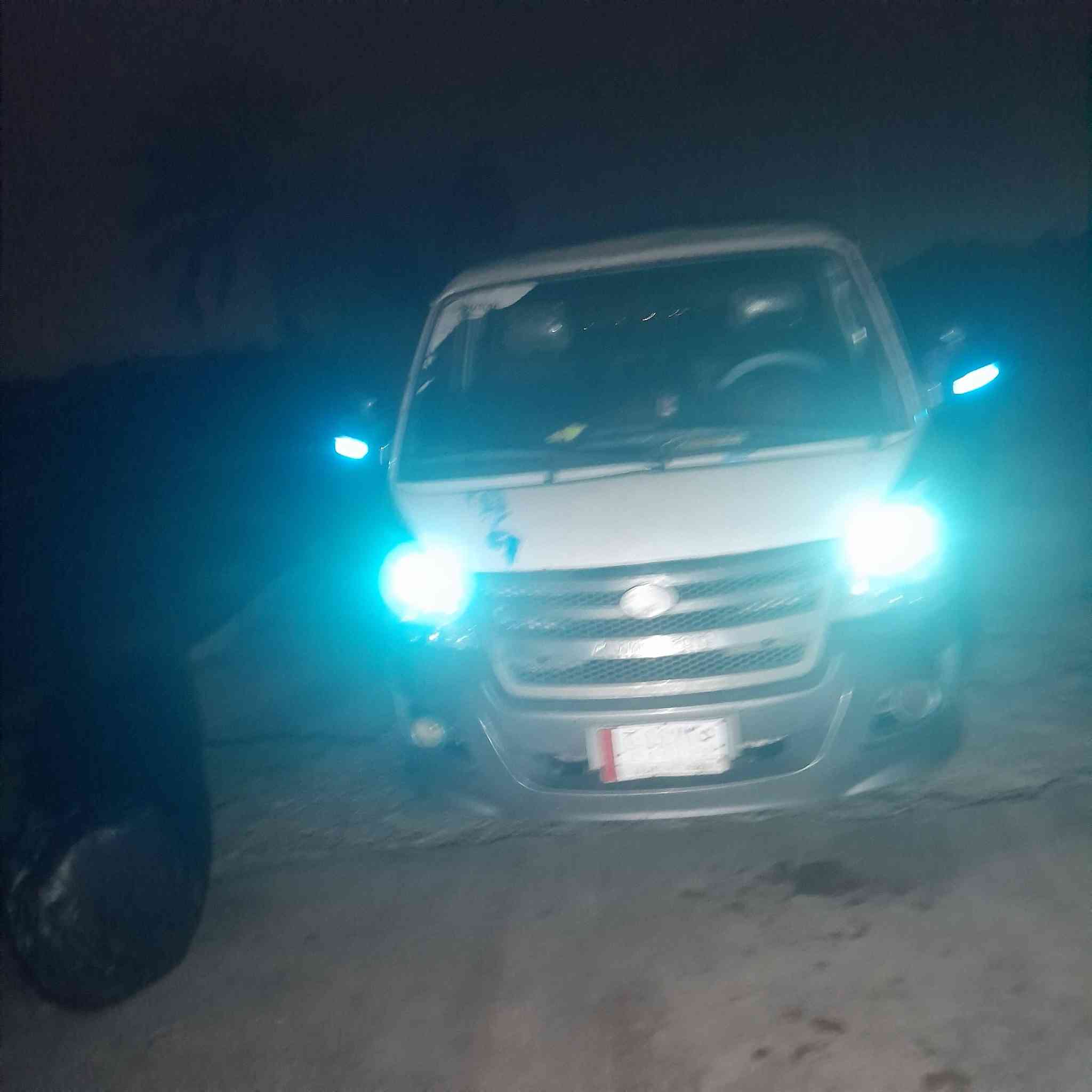 سلام عليكم عندي فوتو الوان بسم شخص واني دا اسدد اقصاط واسويلك وكاله عامه واني التسديد  عليه تريد اتسديد عليك  ابيعك وكاله واوديك للمصرف اني دا اسدد بيه  وماعليه لاغرامه مرور ولاهيئه سياره نضيفه تبريد محرك كير اكسل كله جديد بس سياره مهموله  تريد واحد جناي رقم تلفوني *********** مكان سياره بغداد مقابل باب لاغا رايده ب٤٥  ورقه
