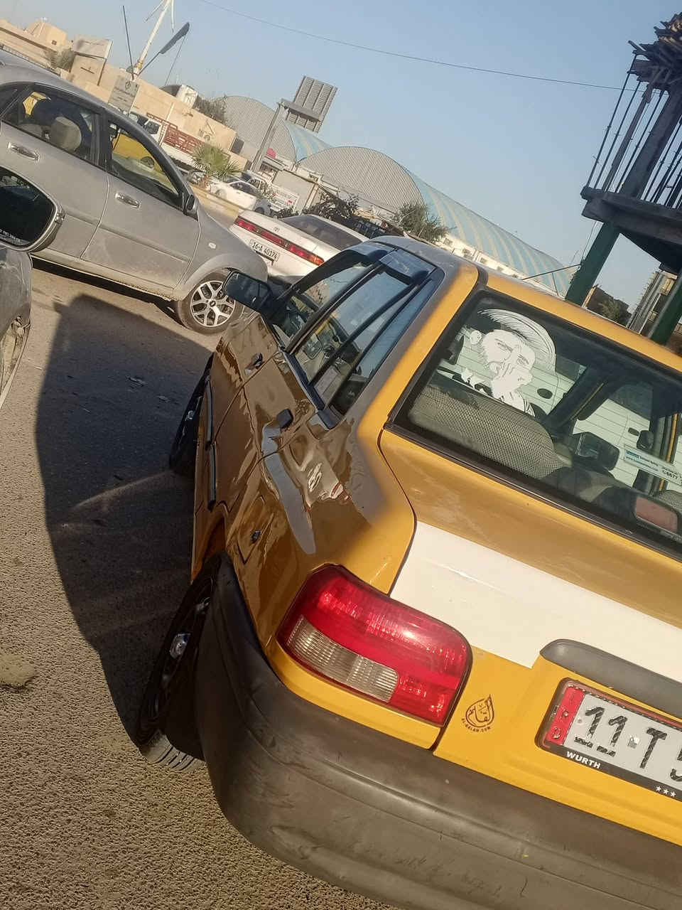 سلام عليكم سايبه 12 سياره جاهزه برغي ماعوزه تخم تاير رقم بغداد نكليزي بسمي مصفره مامطلوبه ربع بيه تكحيلات بسيطه كير مكينه شرط دوشمه جديده حداديه جاهزه 
#مكاني #سوق #الشيوخ الشراي يتصل 
***********
