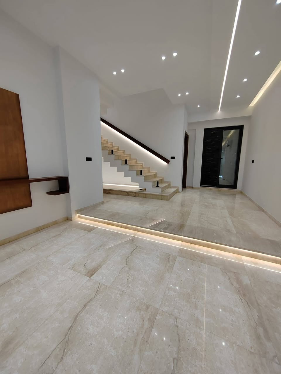 سلام عليكم شركه تنظيف منازل للتواصل واتساب بئنسب الاسعار ***********
