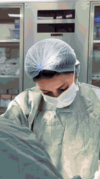 عربي-کوردی
من سنوات الصبر إلى لحظة الفرح الكبرى، يحتفل مركز روح الحياة بولادة ثلاثة توائم بعد 20 سنة انتظار، حالة عانت فيها الأم من تكيس المبايض والأب من قلة النسبة، ومع العلاج الدقيق ونسب النجاح العالية في مركزنا، أصبح اليوم الأبوان يحملان أبناءهم بقلوب مملوءة حباً وامتناناً.

العنوان/ أربيل - شارع الـ30م - بالقرب من القنصلية الإيرانية.
0750 992 2121 - 0776 773 6712

……………….……………….……………….…………

لە ساڵانێک ئارامگرتنەوە تا ساتی خۆشی گەورە، سەنتەری ڕۆح ئەلحەیات ئاهەنگی لەدایکبوونی سیانە دەگێڕێت دوای 20 ساڵ چاوەڕوانی، حاڵەتێک کە دایکەکە تووشی نەخۆشی تەکەیوسی هێلکەدان بوو و باوکیشی کەمی ژمارەی سپێرم، بە چارەسەری ورد و رێژەی سەرکەوتنی بەرز لە سەنتەرەکەمان، ئەمڕۆ دایک و باوکەکە منداڵەکانیان بە دڵێکی پڕ لە خۆشەویستی و سوپاسگوزارییەوە لە ئامێز دەگرن.

ناونیشان/ هەولێر شەقامی 30 مەتری نزیک کونسوڵخانەی ئێران.
0750 992 2121 - 0776 773 6712
