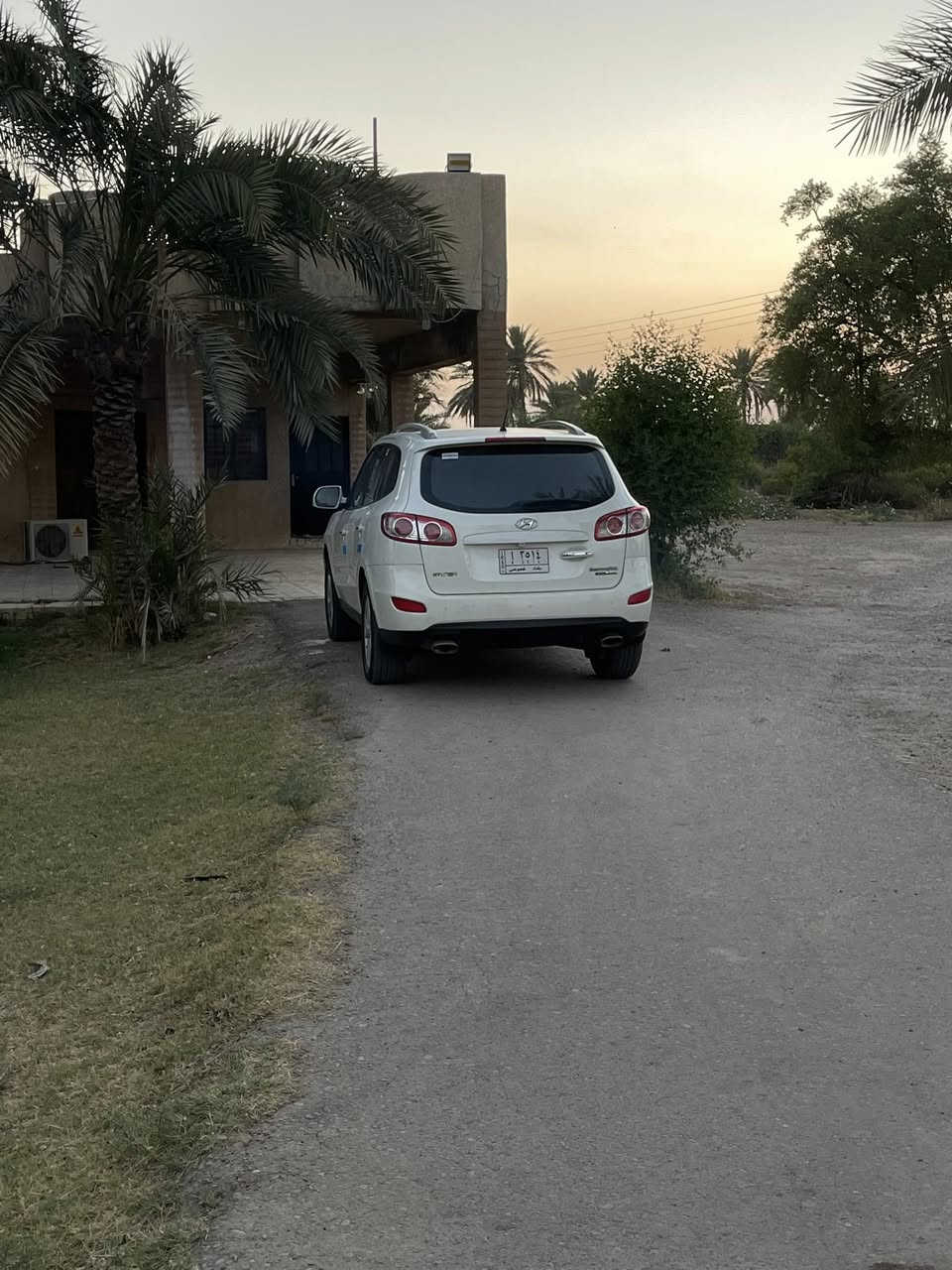 السلام عليكم سنتافيا 2011 مكفوله سياره حلوهه مالجنييي سياره سعرها 155 ‭0773 380 1480‬
