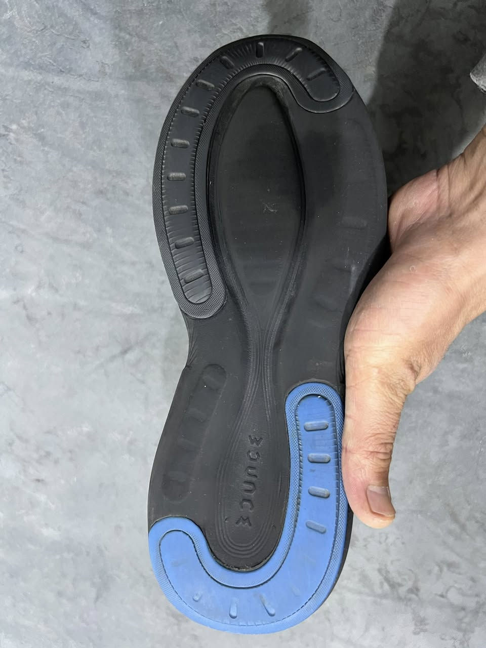 اديداس 

قياس 42 وثلثين      Cm 27 

سعر 55 الف

توصيل 5


**إذا كنت صاحب هذا الإعلان وتريد حذفه لأي سبب، رجاءا أرسل رسالة إلى الدعم الفني**