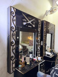 ميز عدد 3ميسان قطاع 30//رقم 07711157932