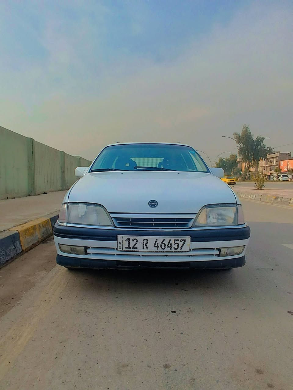 اومكيه حجم ٢٤بدون صبغ سنويه بسمي نضيفه جدا كير عادي كابون بيها السعر ٤٣ترهم معارض بغير سياره ادور فرق .مكاني التعليم العالي ***********
