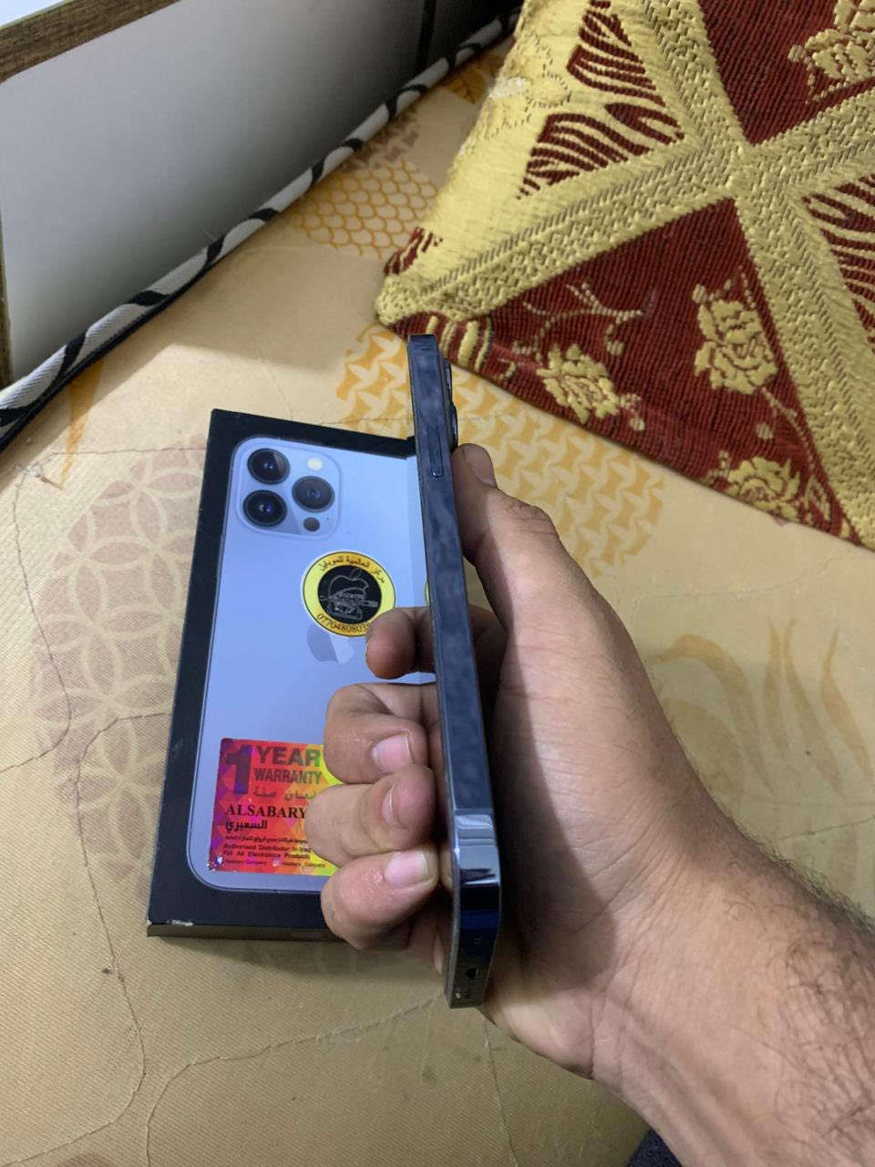 ايفون 13 برو ماكس
سلام عليكم 
ايفون 13 برو ماكس 
نموذج M
ذاكره256
بطاريه 78
جهاز نظيف وكامل ملحقات اخذته على ايدي 
سعره 700 وبي مجال بسيط 
رقمي ***********
