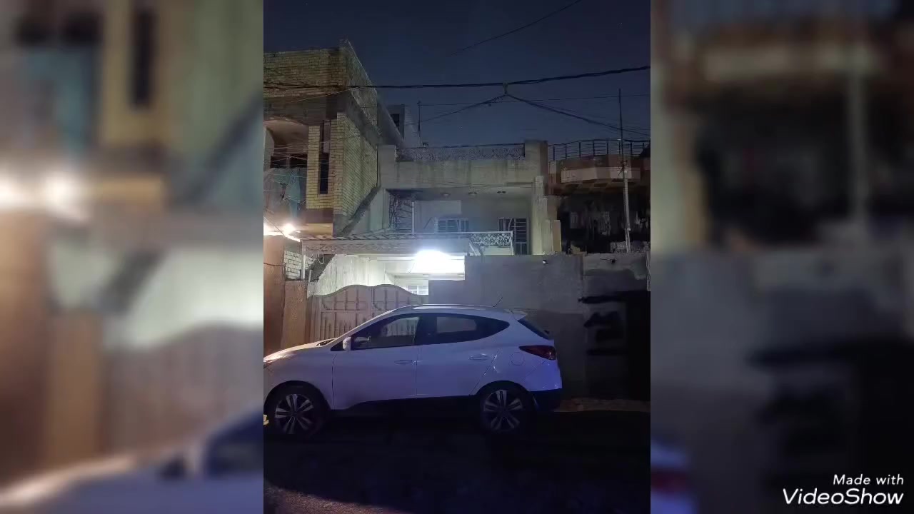 السلام عليكم دار للبيع المساحه 150م 
الواجهة 6والنزال 25
طابو صرف 
#الطابق #الارضي 
كراج كبير واستقبال ومطبخ وصالة وغرفة نوم 
#والطابق #الأول 
غرفتين نوم  كبار+ خدمات 
#العنوان الكمالية/ شارع الاصفر الفرع السادس عن الشارع العام مقابيل أسواق سنتر الاصفر 
البيت بناء قديم ترميم جديد الأرضية مرمر للطابقين 
معزول بدرج خارجي
الاتصال على الهاتف 
***********
@الجميع #السعر١٧٨ مليون وبيه مجال
