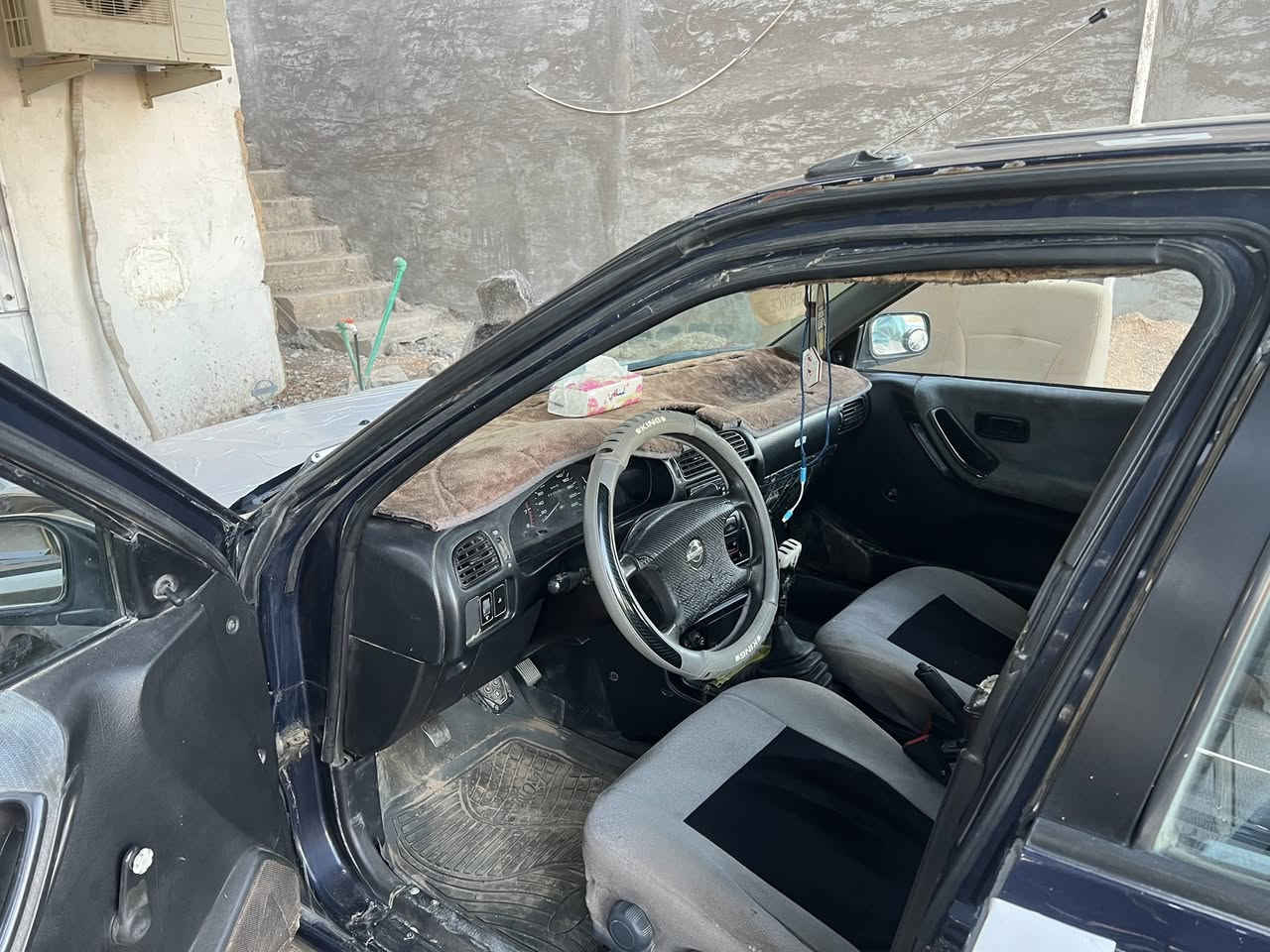 نيسان سني للبيع او مراوس  موديل 92 محرك 1600 المرغوب محرك وكير كفاله كهربائية كلها شغال السيارة فتحه بور ستيرن تحويل او وكاله 
مكاني الأنبار قضاء حديثه 

للتواصل 
***********
***********
