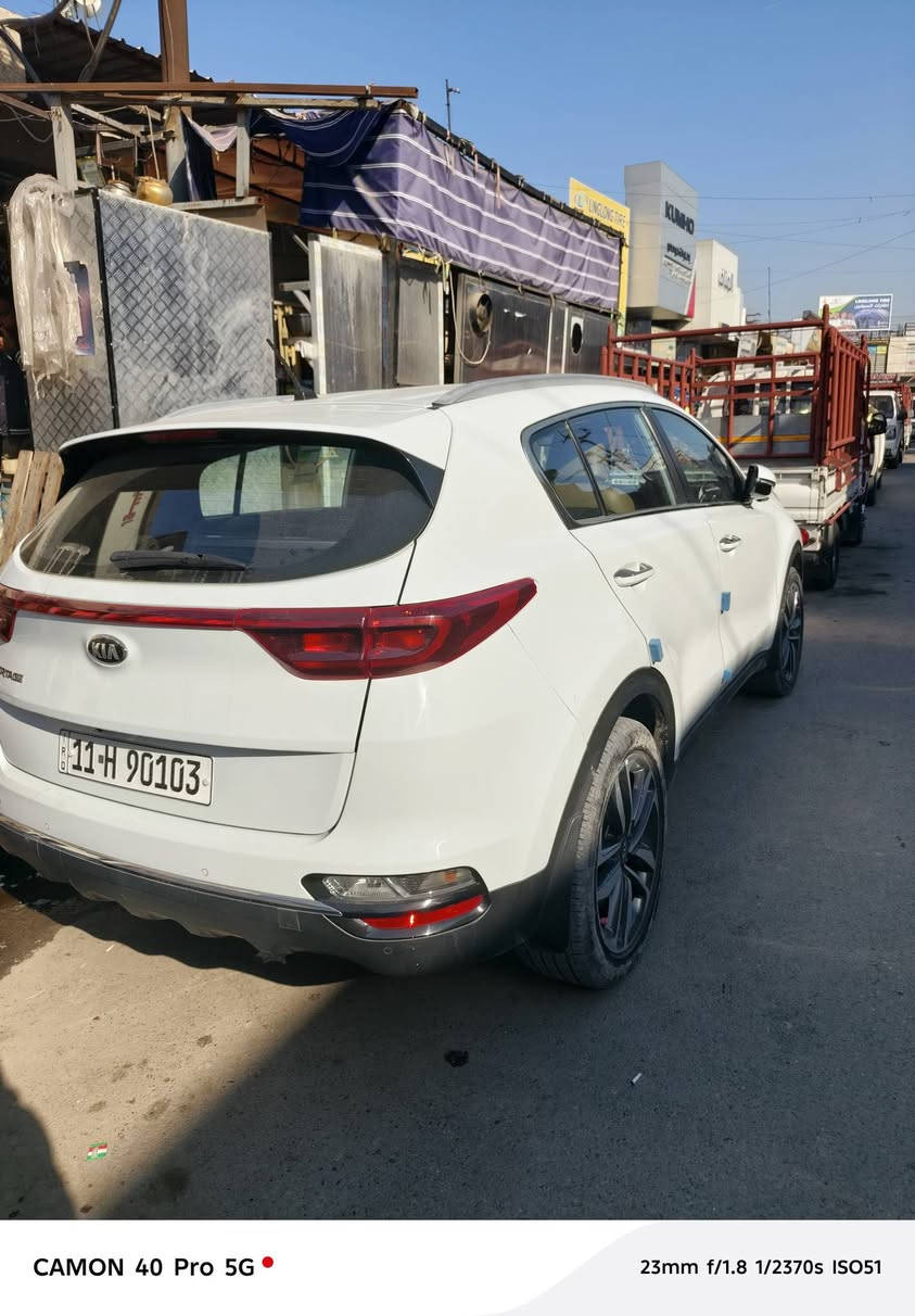 السلام عليكم
سبورتج للبيع 2020
خليجيه كفاله عامه 
ما عده بل سونار موضحات 
مكينه 2000
العنوان بغداد الحبيبيه 
السعر 210 مجال بسيط 
النتصال ***********
