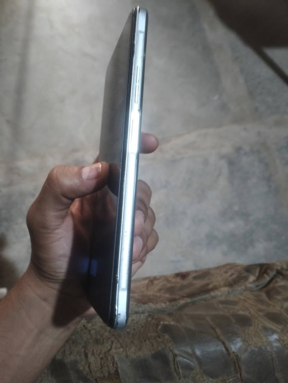 جهاز لبيع ذكرته 128 شغل بوبجي 60فريم سعر خاص هذه رقمي بي وتساب  ***********
