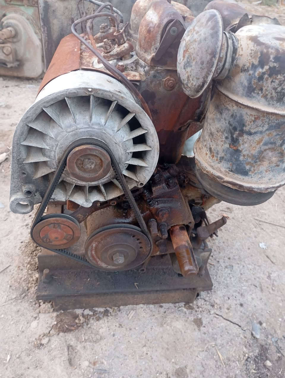 سلام عليكم ماطور دويز مصري شرط شغل خنزيره عدد 2 عنوان ذي قار دوايه سعره 900ستفسار  على رقم ***********
