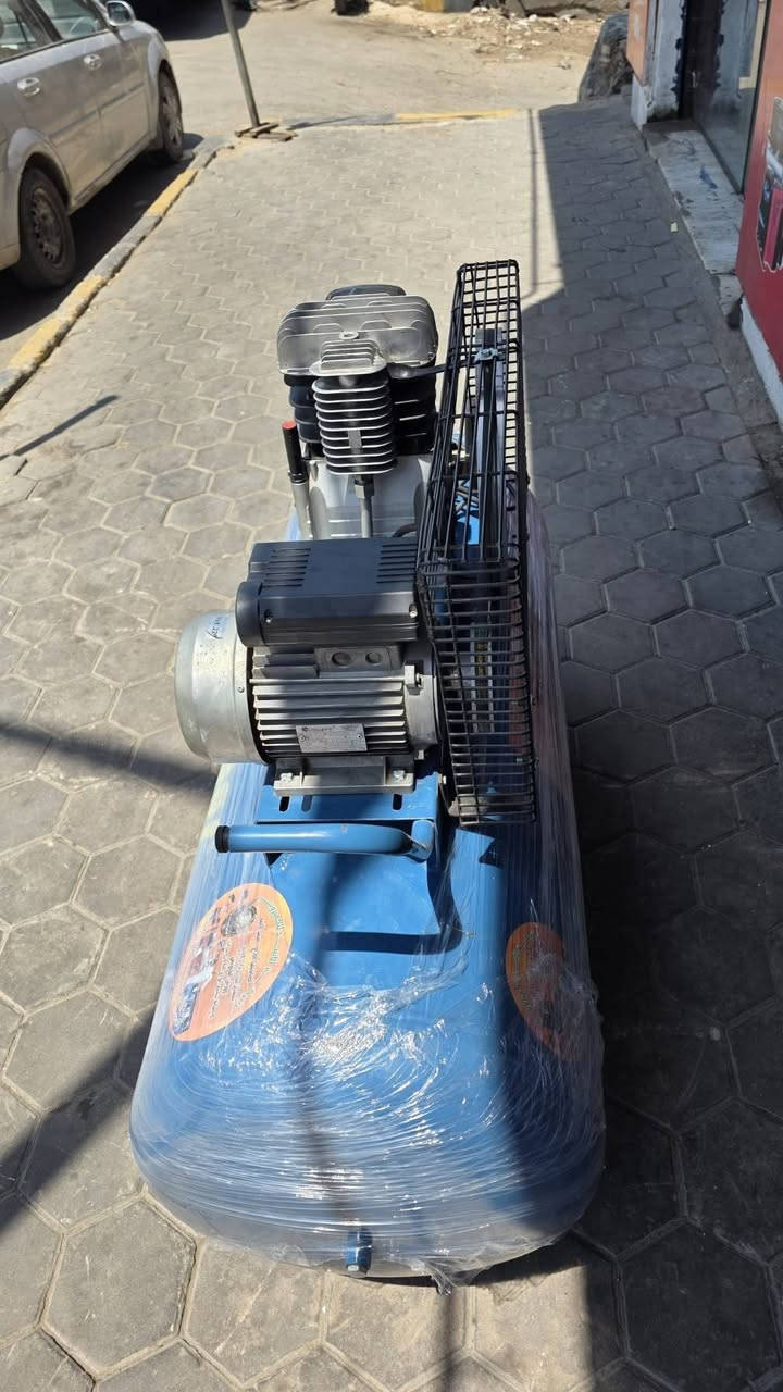 الحاج احمد الاسد عرض عده كامله


**إذا كنت صاحب هذا الإعلان وتريد حذفه لأي سبب، رجاءا أرسل رسالة إلى الدعم الفني**