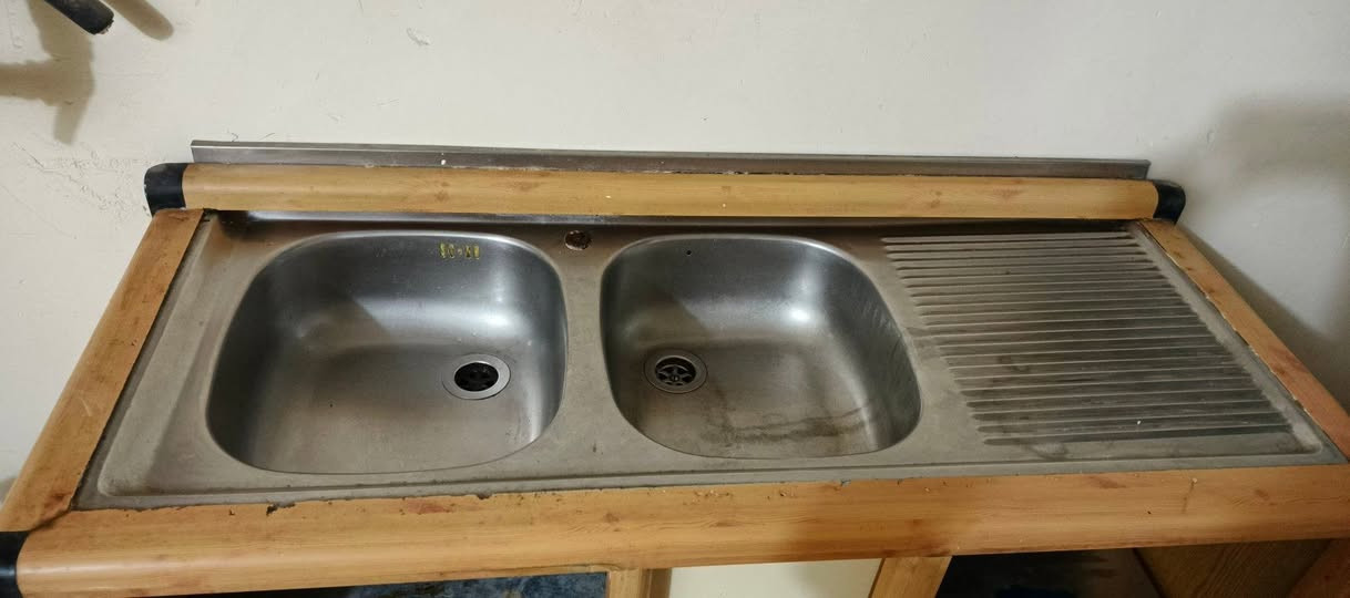 سنك حوضين للبيع قياس متر و٣٠ سم 
السعر ٦٠


**إذا كنت صاحب هذا الإعلان وتريد حذفه لأي سبب، رجاءا أرسل رسالة إلى الدعم الفني**