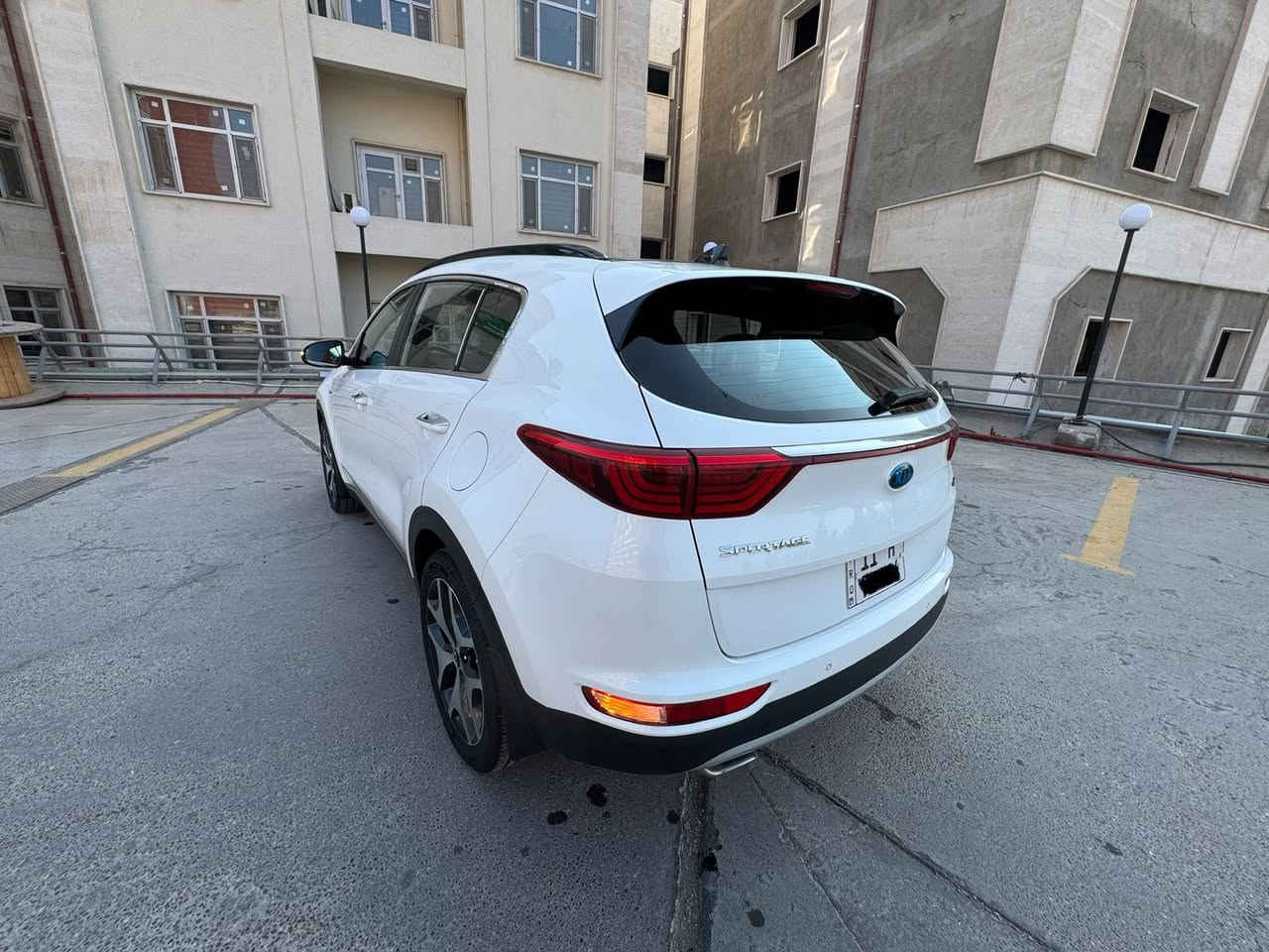 سبورتج 2018 GT LINEفول مواصفات وارد خليجي ماشيه 71,000
تدفئه تبريد كشنات تدفئه ستيرن مقاعد كهرباء هاندبريك بصمه بانوراما ترحيب ابواب مري شفط صندوك كهرباء كار بلي تبريد قطعتين منفصل 6 ايرباك
وبعد بيها مواصفات هوايه مكفوله كلين تايتل
 للاستفسار ***********
