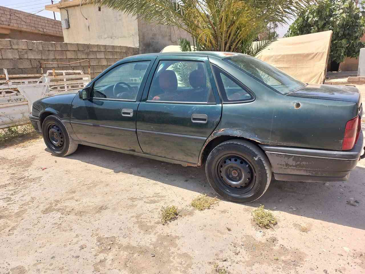 السلام عليكم اوبل فيكترا 1.6 1992 لون زيتوني كفاله عامه محرك كصه وبشرط كابريتر ميكانيكي اصلي سستم جديد شرط التحويل باسمنا السعر المطلوب 40$ ***********
