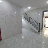 بيت مساحته ٥٠ متر سعره ١١٥ وبي مجال البيت جديد يحتوي عل صاله ومطبخ وخد...