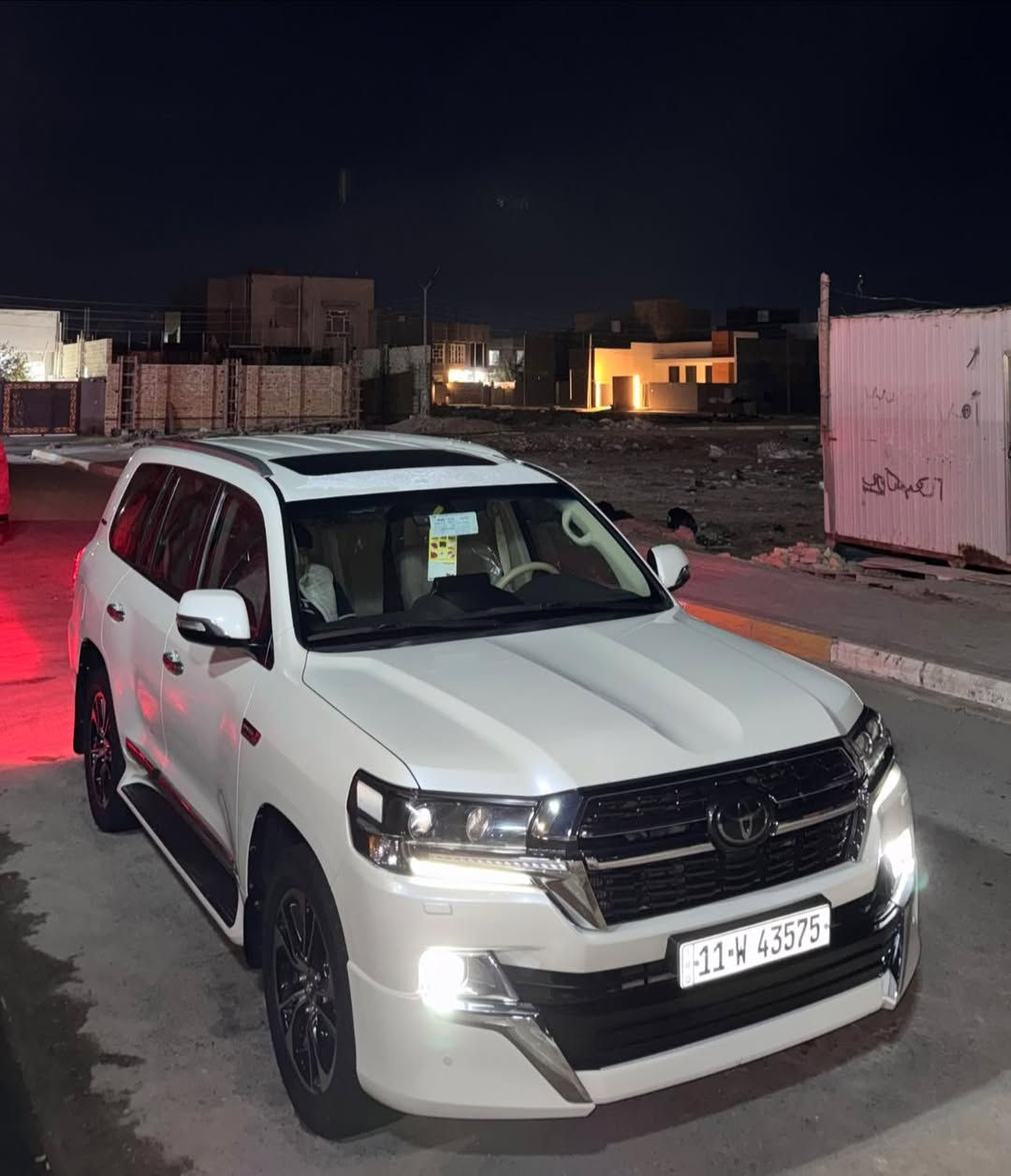 سلام عليكم 
للبيع GXR 2018 
محرك الحجم 4000 V6
حساس امامي خلفي
بصمة تشغيل 
سلايت و 8 ايرباك
كشتات جلد كهرباء 
السيارة نوع وايت ادشن
لايت زنون اسود بلاد
مكفولة كفاله عامة 
العداد 181 الف 
رقم بغداد دولي بأسمي
السعر 490 وبيها مجال 
للاستفسار ***********
