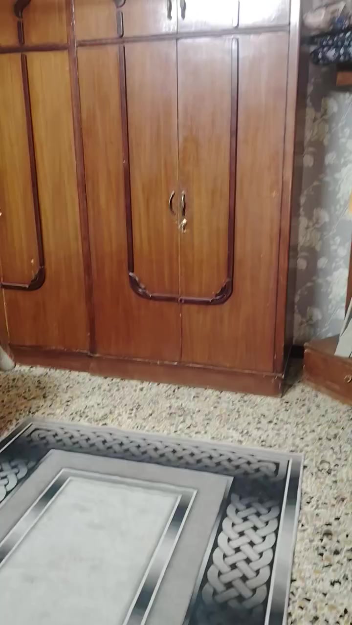 عِنـ.̷̷̸̷̐ـديّ  قرفه لبيع 450 الف تصل ***********
