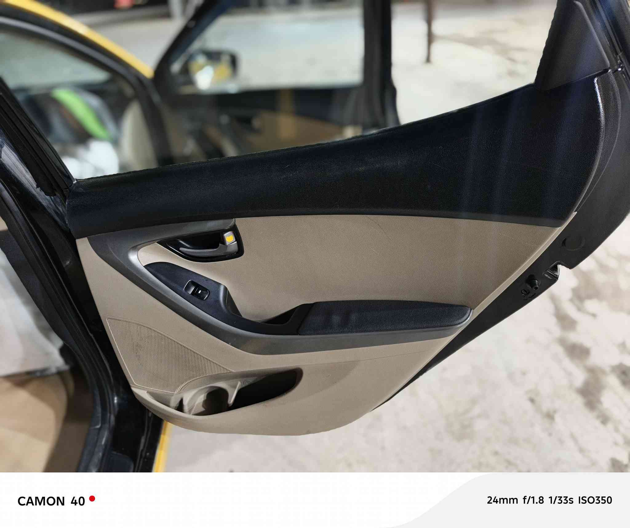 سلام عليكم
قبل لا تقراء معلوماتها ابيعك من البيت تجي تكلب السياره ساعه ساعتين جيب وياك فيتر سمكري اي شي اني حاضر يم البيت وره ما تقتنع وتحرك الك يمي بس التحويل
النترا ٢٠١٦ وارد كندي 
سياره مكفوله من ضربه وتبديل سياره تطبيك فقط
بيها تعديل بارد قليل موضح بالسونار وبيها طخه خفيفه بالباب الصدر موضحه بالصور 
مكينه ١٨٠٠ خير من الله لا تنقيص ولا تبخير 
كير عادي ست نمر 
سياره طلقه الله شاهد 
تخم تاير صدرها نضيف كهربائيات كامله على اخر حبه  
دواخل مدوشمه كلها 
رقم بغداد نكليزي باسمي تحويل ثاني يوم
السعر ١٠٧
مكاني بغداد ناحيه الوحده قرب مجمع بسمايه 
***********
