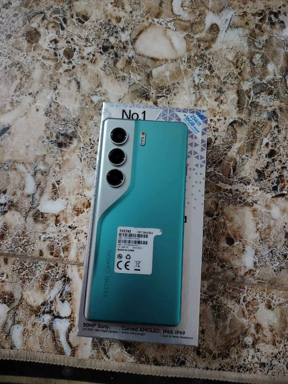 هاتف [ تكنو كامون 40 برو 5G ]
ذاكره 256 + بوبجي 90 فريم
كارتونه وشاحنه اصليه
الجهاز استخدام شهر جديد وكلشي مابيه 
السعر 290 الف


**إذا كنت صاحب هذا الإعلان وتريد حذفه لأي سبب، رجاءا أرسل رسالة إلى الدعم الفني**