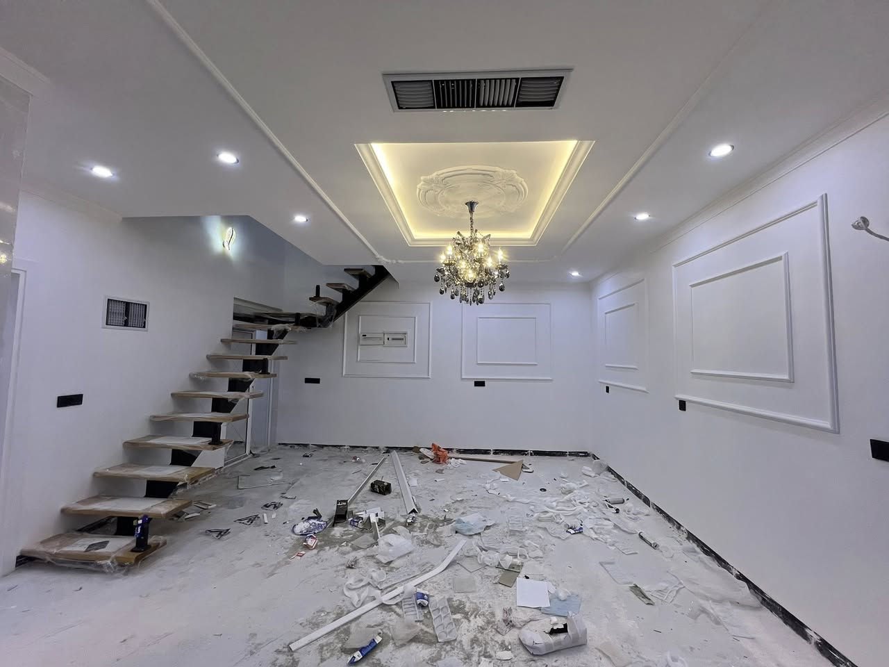 💥💥#نرخی گونجاو || #سعر رخیص
🏦#خانووی تاپۆ   ئەوەی بیكڕی لۆ كرێش500 هەزار دەكات || بۆفرۆشتن 
🌍#شوێن || هەولێر || گەڕەکی حصاروك   ||  نزیکە لە  شەقامی 120  

🧱#ڕووبەری|| 100 متر مربع    
🗄#پێک هاتوەلە|| 4  ژوور نوم و ژوري ميوان و  2 مطبخ و  
3 حمام  و بيتونة  
💰#نـــرخ  || 
📠#بۆ پەیوەندی کردن
📴فایبر واتساب***********
📴فایبر واتساب***********
ــــــــــــــــــــــــــــــــــــــــــــــــــــــــــــــــــــــ
🏦#بيت  طابو صرف اتجاە قبلە طابقين ای واحد اشتري هذا بیت ایجار مالها 500 الف دینار  || للبیع
 🌍#الموقع ||  اربیل|| حي خمسة حصاروك|| قریب شارع 120
🧱#المساحة || 100 متر مربع 

🗄#یتکون بیت ||  4 غرفة نوم و استقبال و 2 مطبخ  و 3 حمام+ بيتونة و   
💰#الســعر ||   
📠#للاستفسار اتصلوا ........
📴فایبر واتساب ***********
📴فایبر واتساب***********
