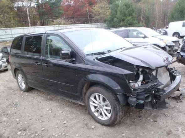 سيارة دوج كرفان موديل 2013 وارد أمريكي صور الحادث موجودة 
رقم بغداد 
السعر (( 135 ورقة)) بيها مجال 
الاتصال (***********) 
مكلف بالنشر بغداد
