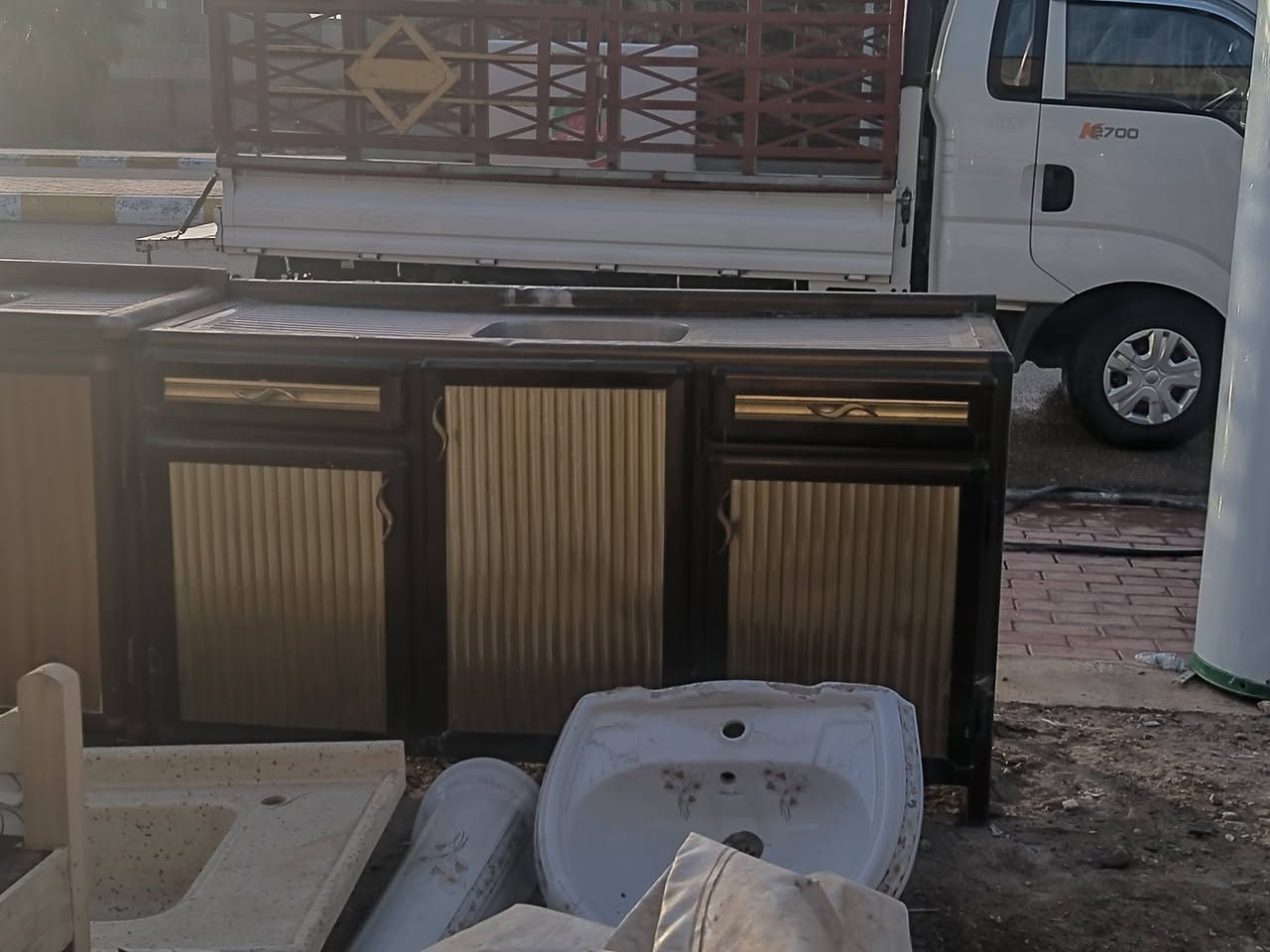 سلام عليكم يوجد كاونترات مستخدمه سعودي الاستفسار على هاذه الرقم ***********بي واتساب
