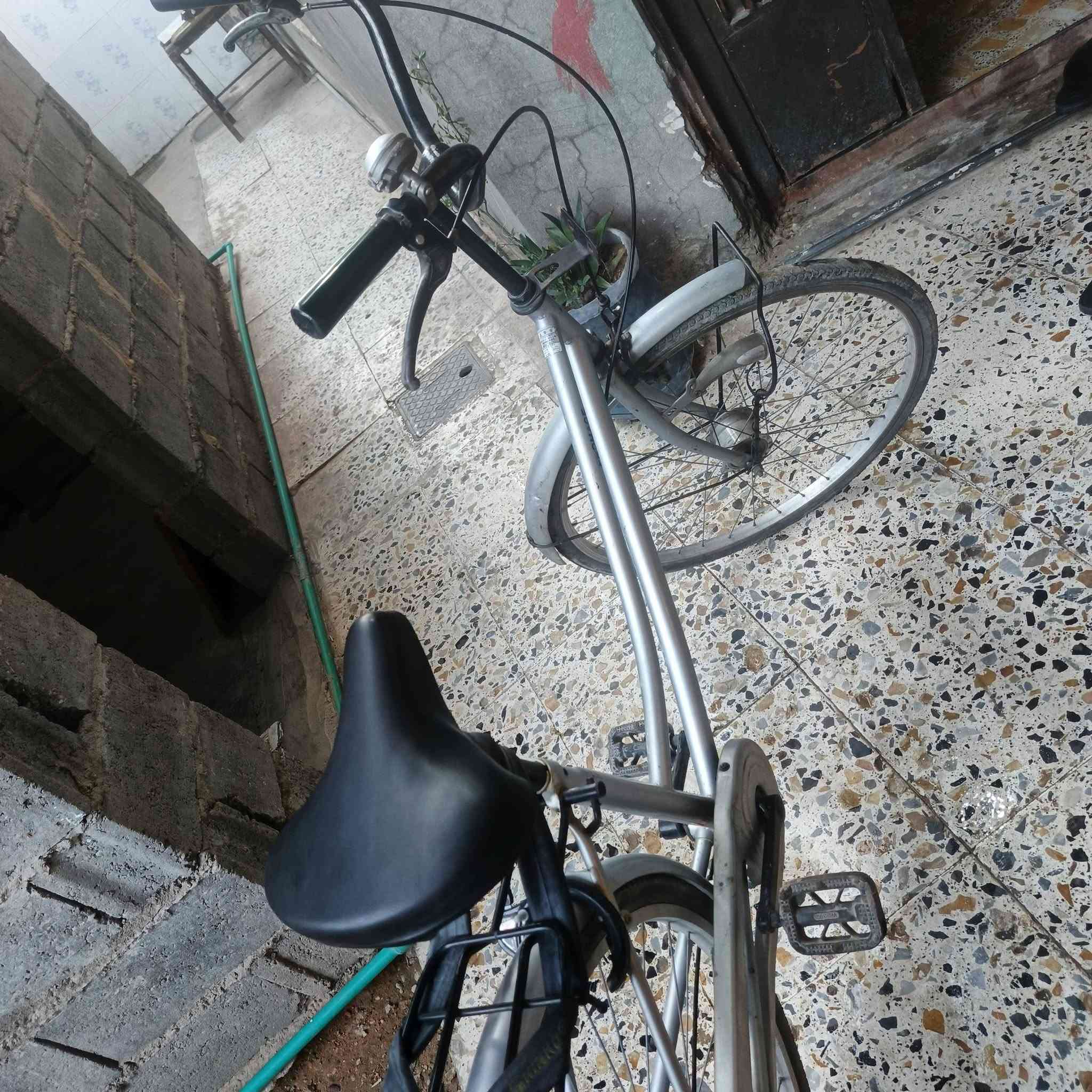 بايسكل للبيع.. سعره. 80نضيف.. مكان. #الفلوجة. نهر فليح


**إذا كنت صاحب هذا الإعلان وتريد حذفه لأي سبب، رجاءا أرسل رسالة إلى الدعم الفني**