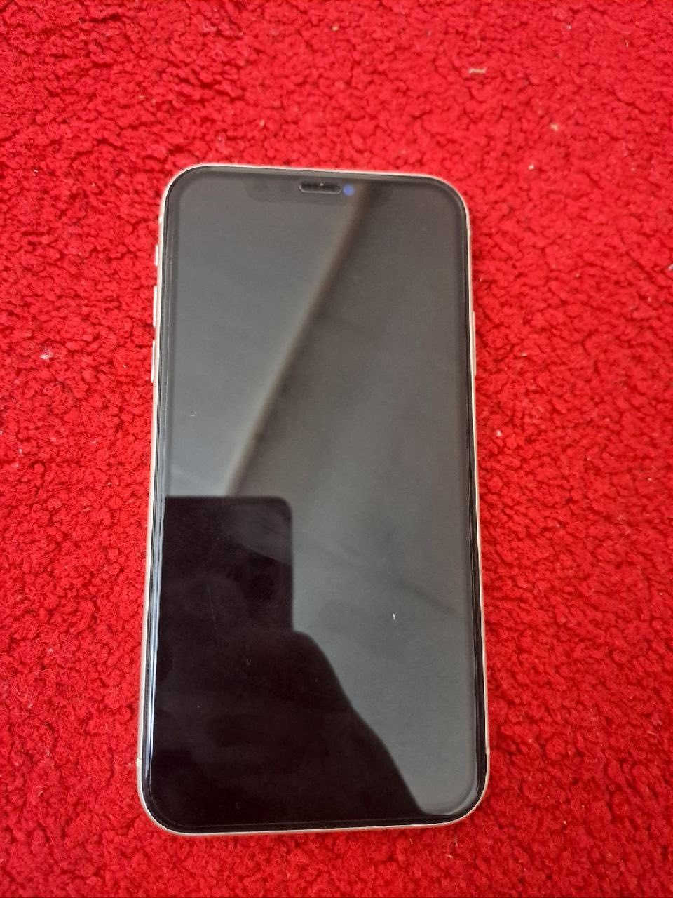 11 عادي 
128 مبدل بطاريه وشاشه نوعيات ممتازه
مراوس باي جهاز شعندك نزل
المكان بغداد


**إذا كنت صاحب هذا الإعلان وتريد حذفه لأي سبب، رجاءا أرسل رسالة إلى الدعم الفني**