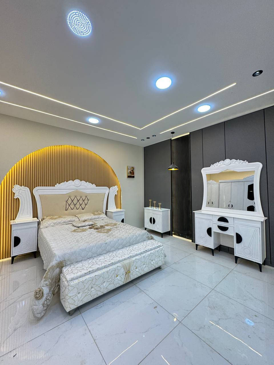 السعرمليون  الف فقط😍

غرف نجاره عراقيه 💯💯

تتكون من 8 قطع 

عرض الكنتور 3 و20سم

ارتفاع الكنتور 2 و20سم

السرير بلوك ٦ ارجل

طول السرير 200 سم 

عرض السرير 160 سم 

الضهر براغي
الشازلون 50 الف
دوشك 150


**إذا كنت صاحب هذا الإعلان وتريد حذفه لأي سبب، رجاءا أرسل رسالة إلى الدعم الفني**