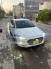 هونداي النترا 2018 se وارد امريكي حادثها مثل ما موضح بالصور   مكينة 20...