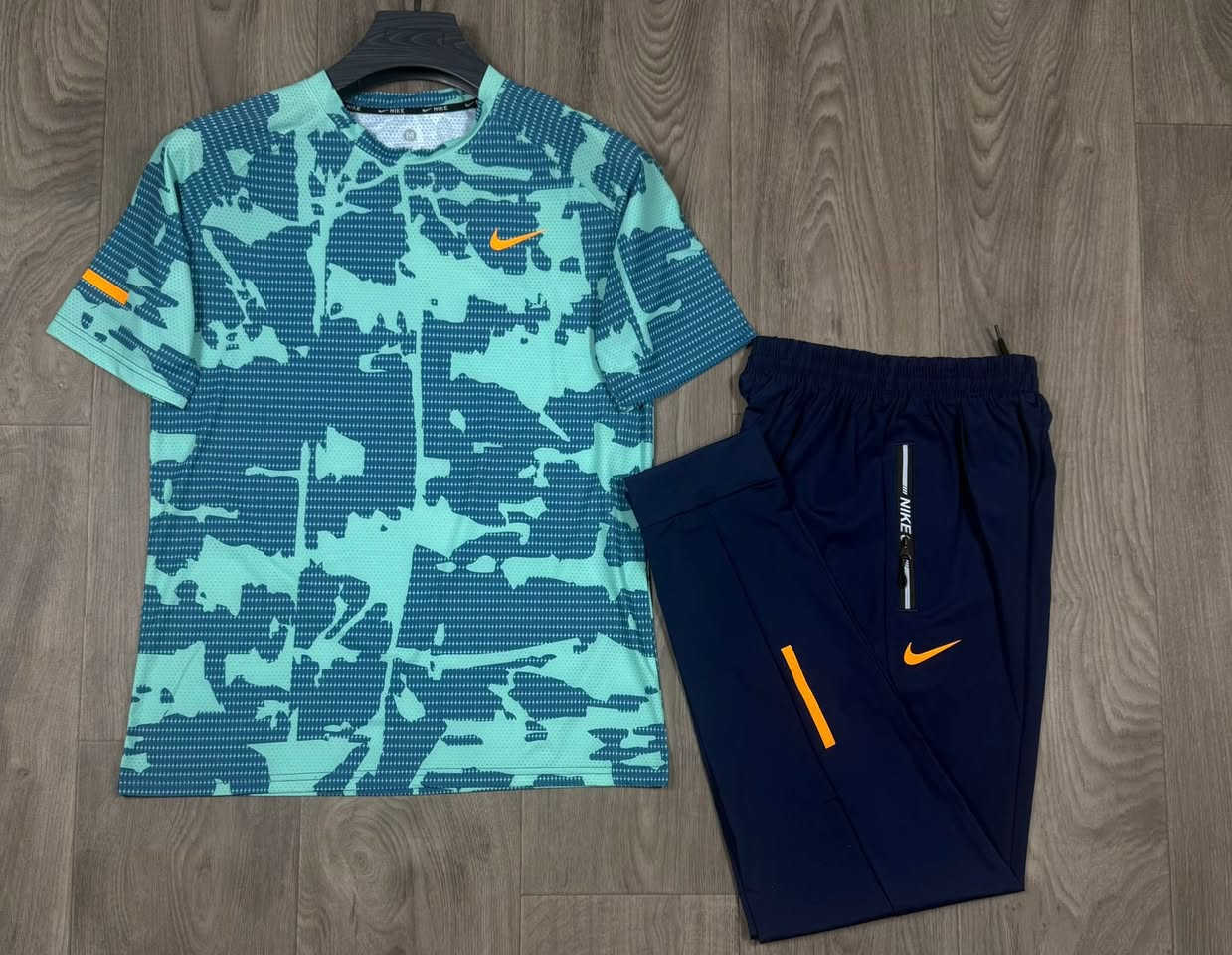 الحمدلله دائما وابدآ 
وصول بضاعه جديده ❤️
زيارتكم تشرفنا 
توصيل داخل عانه مجاني 
توصيل لجميع محافضات العراق


**إذا كنت صاحب هذا الإعلان وتريد حذفه لأي سبب، رجاءا أرسل رسالة إلى الدعم الفني**