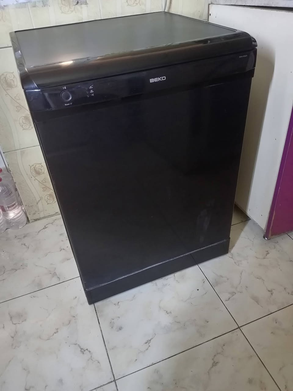 اغراض منزليه للبيع تواصل خاص تواصل خاص. 
مع ارساال صوره الغرض المطلووب.
اربيل شارع ١٠٠


**إذا كنت صاحب هذا الإعلان وتريد حذفه لأي سبب، رجاءا أرسل رسالة إلى الدعم الفني**