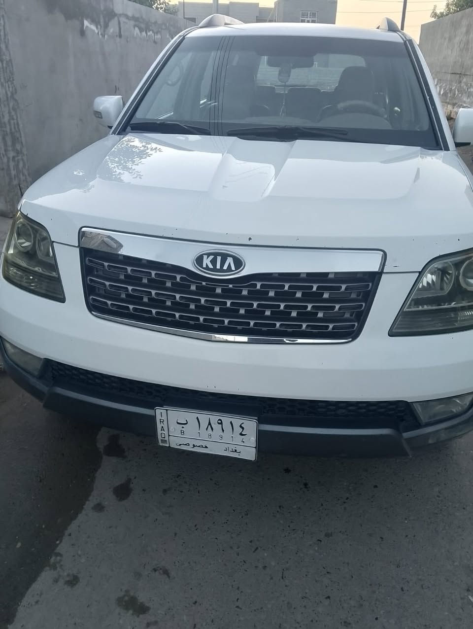 سلام عليكم كيا مهافي 2011 وارد خليجي سياره فول مواصفات 7 راكب 6 سلندر محرك 3800 رقم بغداد سنويه جديده بأسمي تحويل مباشر  بصمه تشغيل +ثلاجه +بصمه ابواب كشنات كهربائيه حساسات خلفيه زراكات اماميه 3 قطع تبريد تدفئه + كشنات تدفئه تبريد سستم ايرباكات 12 سماعه + دمام كامره خلفيه بلوتوث تحكم استيرن جهتين فور ويل + تو ويل +نظام ايكو + نظام مانع تزحلق + نظام صعود ونزول منحدرات مري شفط + مري قلاب عند الرجوع للبك+ اشارت بالمري + كشنات خزن السيارة مال جناي بيهه صبغ الباب عكس السايق والجاملق الخلفي فقط بدون دواخل  السياره  مكاني الضلوعية السعر140 وبيهه مجال ***********
