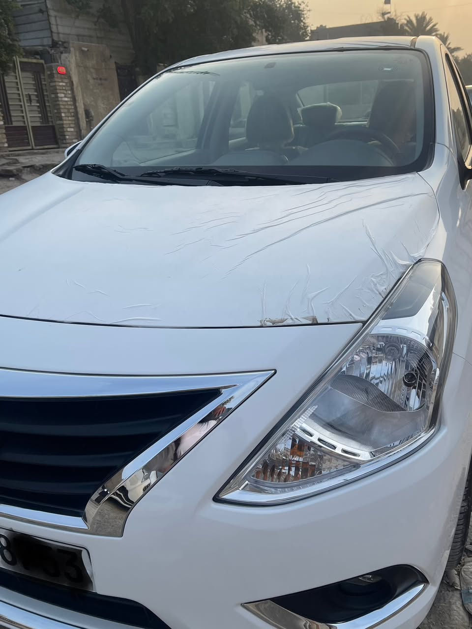 السلام عليكم نيسان سني مصري السيارة جديدة بعدها زيرو ماشية ١٧٠٠ كفالة عامه السعر ١٣٠ مكاني بغداد م الصدر 
للاستفسار ***********
