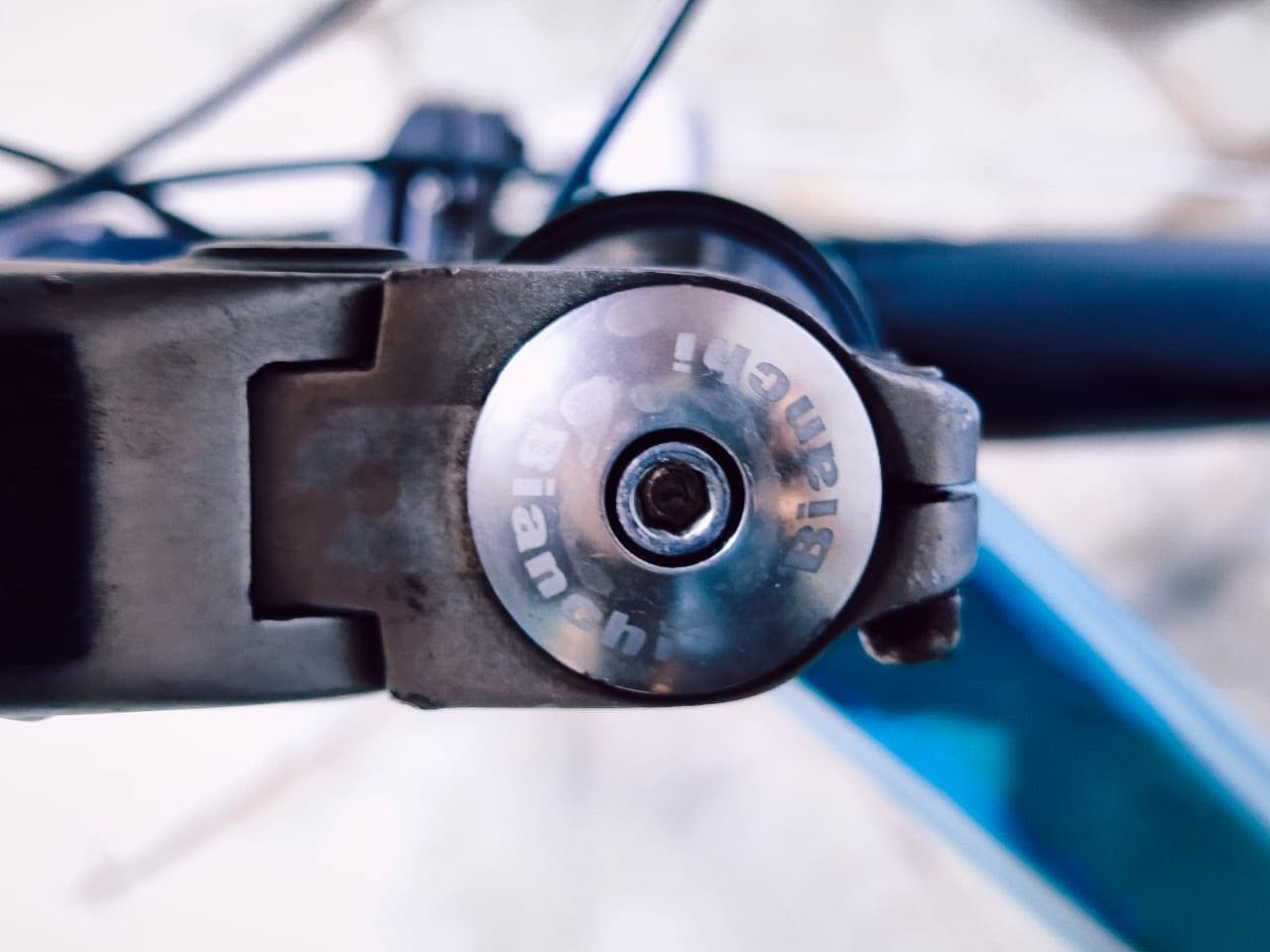 🚴‍♂️ السلام عليكم ورحمة الله وبركاته
للبيع بايسكل بيانكي (Bianchi) بحالة جيدة، فول ألمنيوم خفيف ومتين، قياس 27.5، مناسب للرحلات والاستخدام اليومي.

✅ هيكل ألمنيوم كامل
✅ قياس 27.5
✅ جاهز للاستخدام

للاستفسار والسعر يرجى التواصل على الخاص.
الله يبارك للمشتري والنصيب لمن الله كاتبله


**إذا كنت صاحب هذا الإعلان وتريد حذفه لأي سبب، رجاءا أرسل رسالة إلى الدعم الفني**