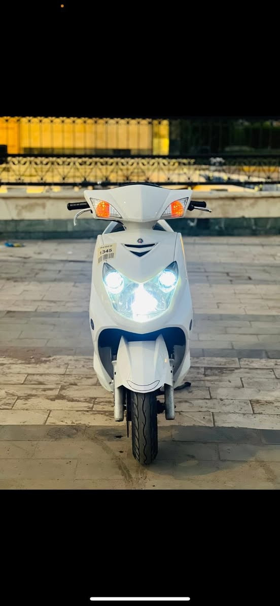 سلام عليكم دراجه سكنس وارد كوري نوزل ً الدراجه لوك بمعنه الكلمه نضيفه مناقصه أي شي السعر 750وبيه مجال  العنوان الإسكان للتواصل واتساب ***********
