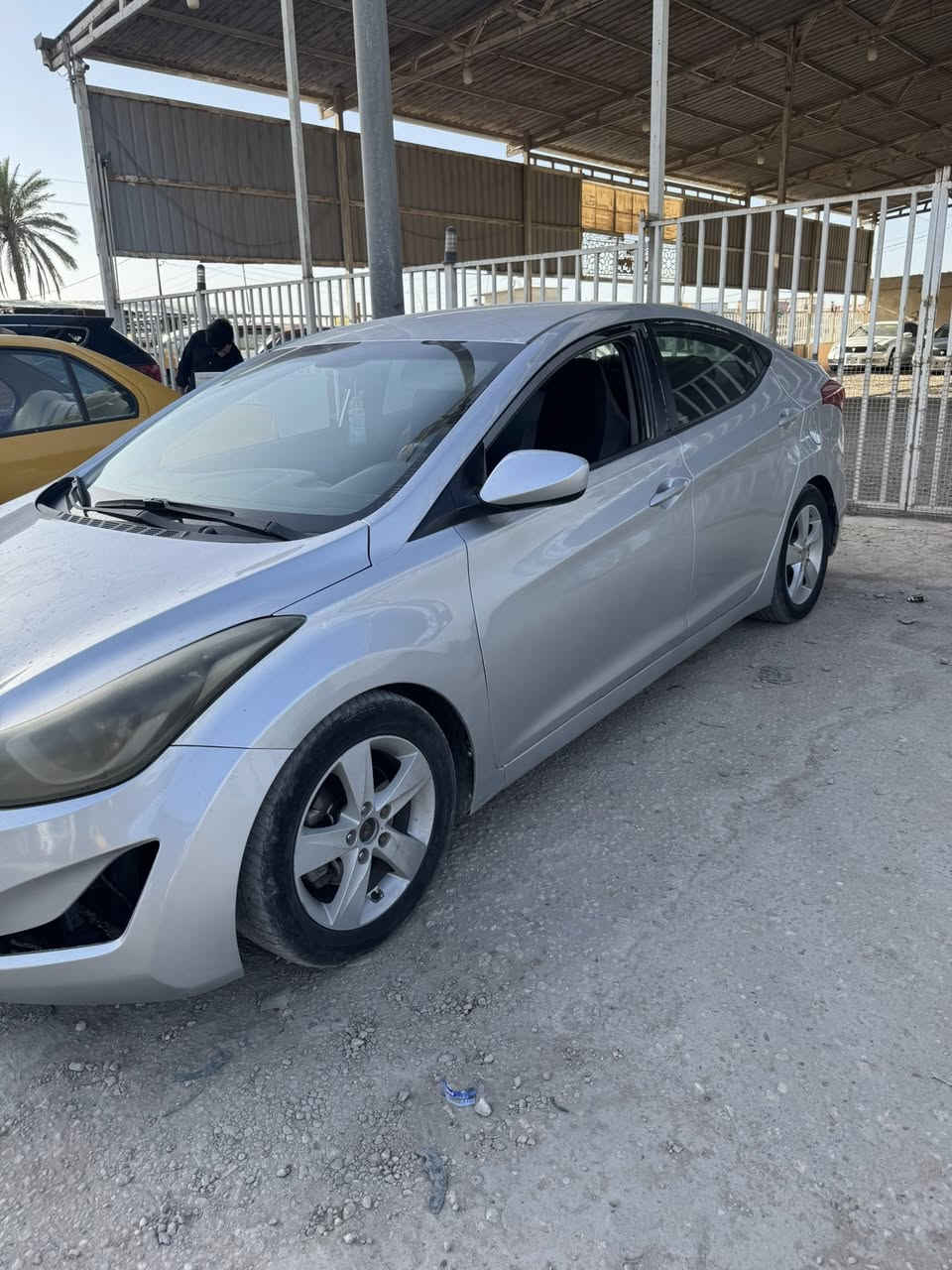 هيونداي النترا وارد امريكي 2013
مكينة دوش 1800
صبغ حزام  بدون دواخل 
قمارة مابيها صبغ 
منظومة تبريد جديدة 
باتري جديد 
حداديتها 70‎%‎ 
رقم بغداد تحويل ثاني يوم 
مامتوفر فيس فقط 
السعر :80$ وبيها مجال
مكان السيارة بابل 
واتساب اوً اتصال 

‭0782 609 3702‬
