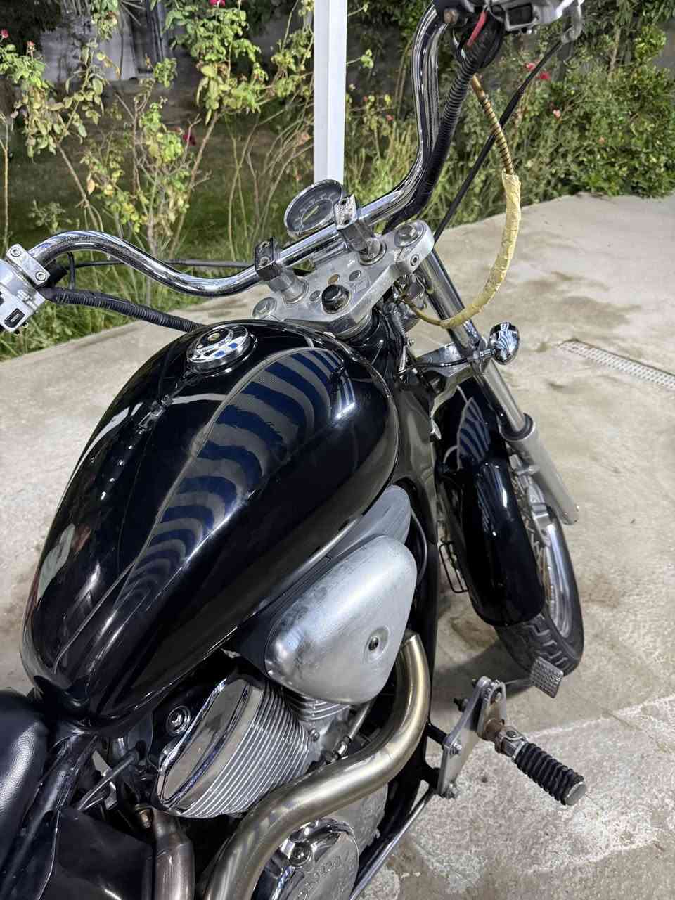 السلام عليكم 
ستد 400cc

دراجه اوراق وكمرك مدفوع كبل ترقم من ينفتح الترقيم
نضيفه الدراجه عدا  الاشاير الوره فقط 
كامله الدراجه كفالة محرك
السعر مليون ونص
***********
